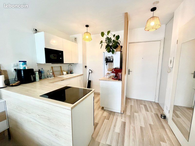 Appartement 3 pièces 54 m² · à Cenon · 54 m² · 950 €