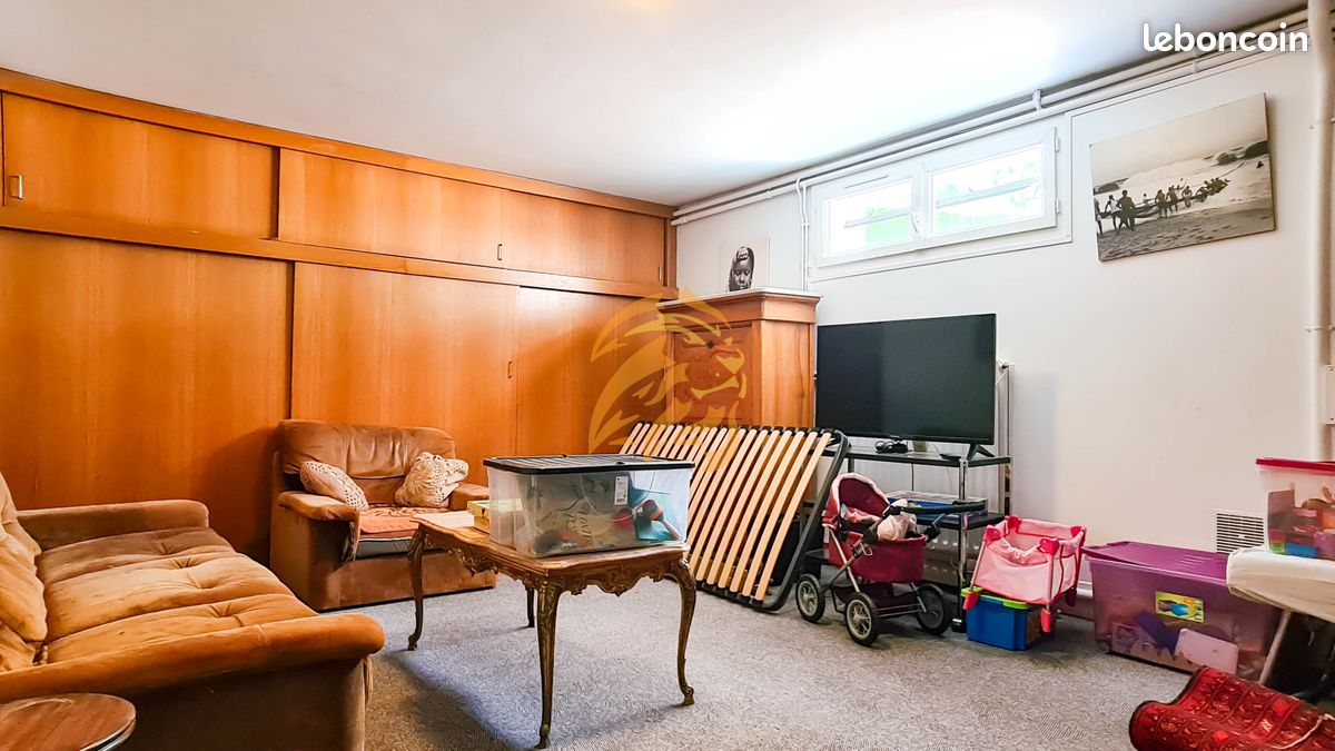 Maison 12 pièces 197 m² - Magnac-sur-Touvre 16600 (image principale 18)