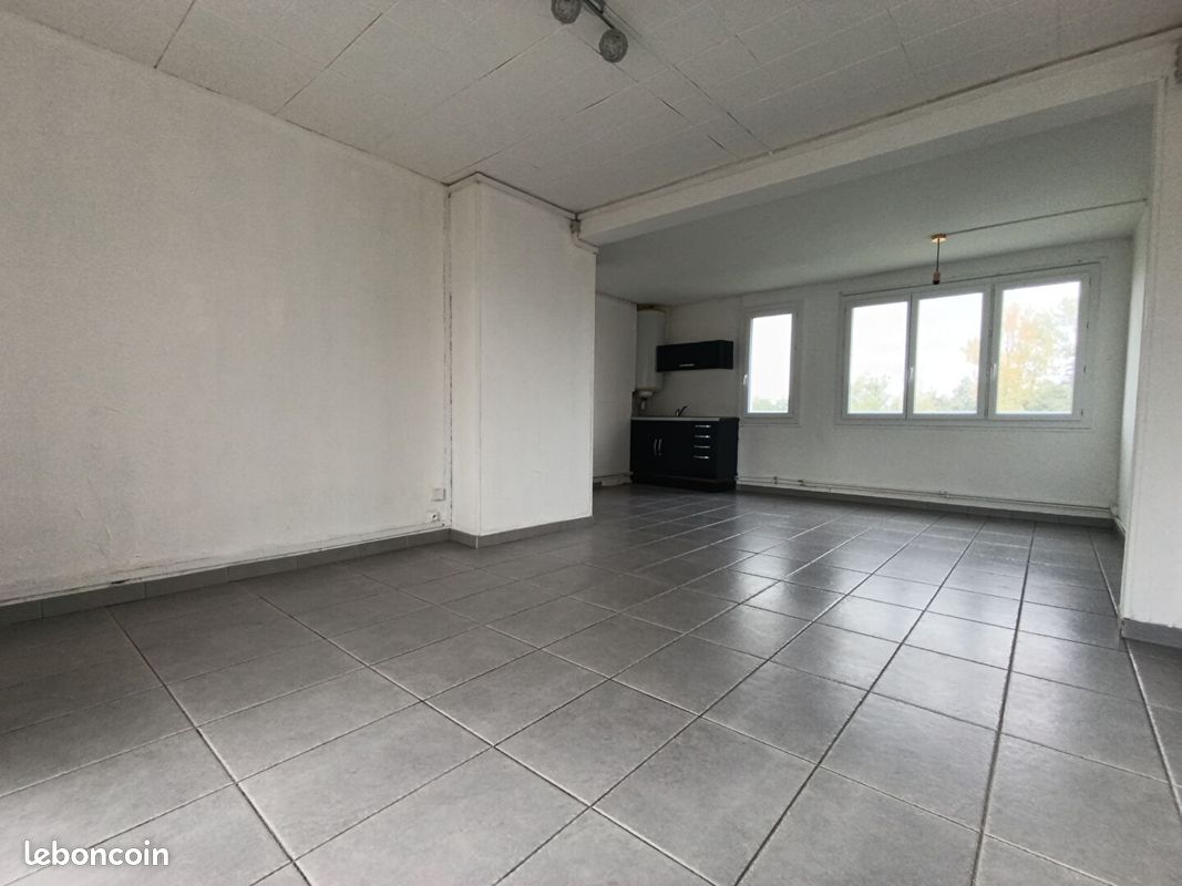 Appartement 4 pièces 67 m² · à Harly · 67 m² · 49 500 €