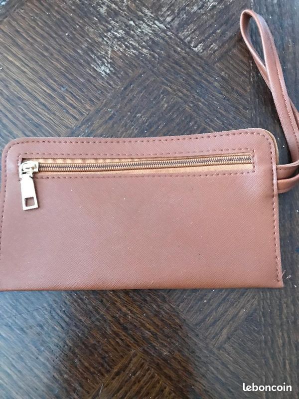 Pochette (image 1)