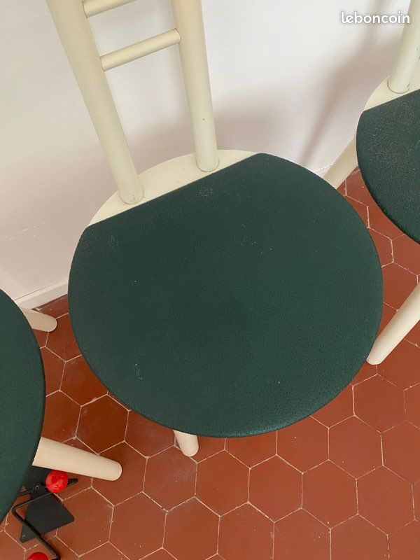 Lot de deux chaises vintage design italien (image 5)