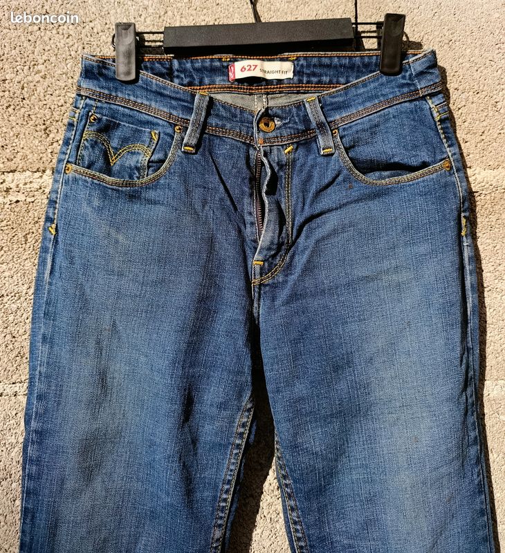 Jean Droit Stretch Levi's 627 Femme Taille W28 L34 - Bleu Délavé, Fermeture Zip - Occasion Très Bon état