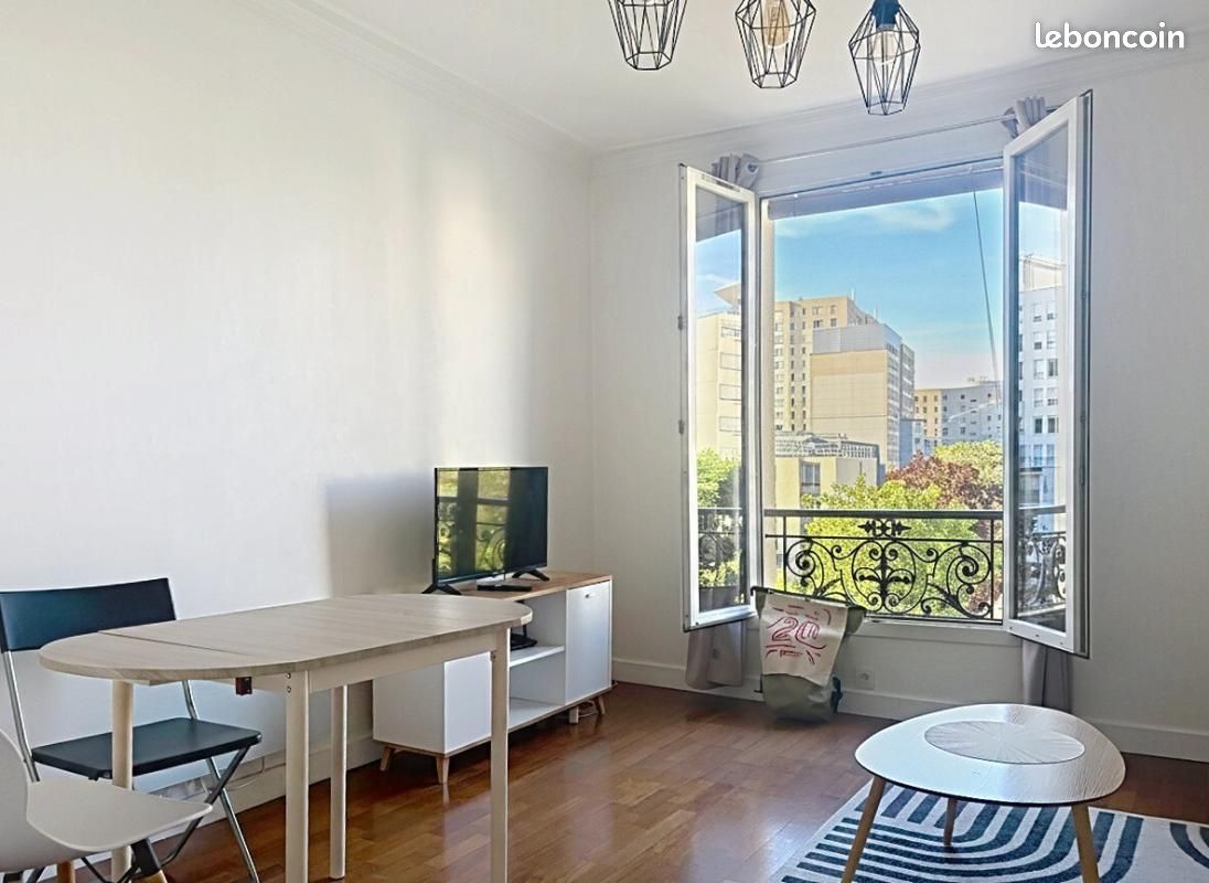 Appartement 2 pièces 43 m² · à Paris · 43 m² · 345 000 €