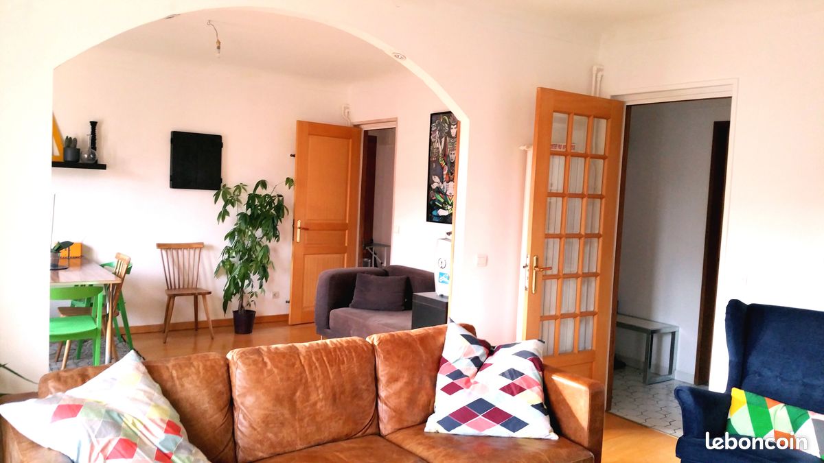 Appartement 3 pièces 85 m² · à Reims · 85 m² · 890 €