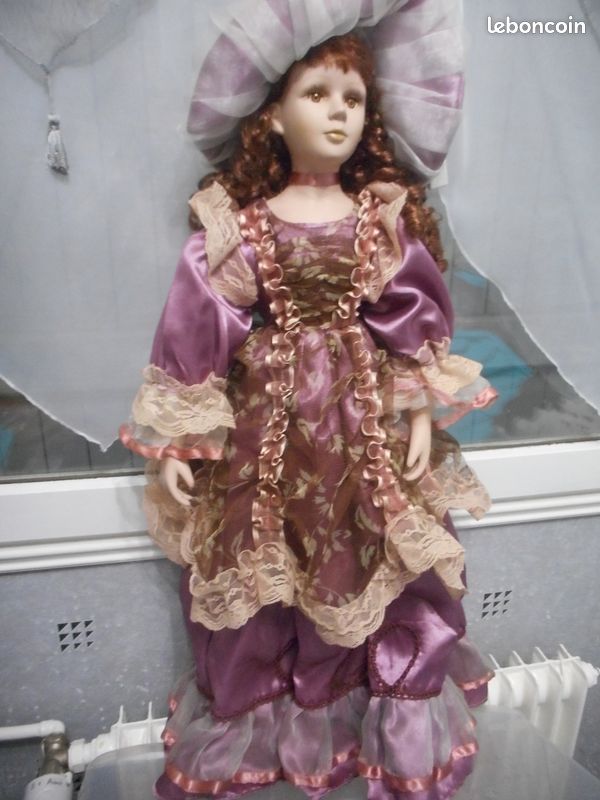 Poupée porcelaine de colection (image 5)