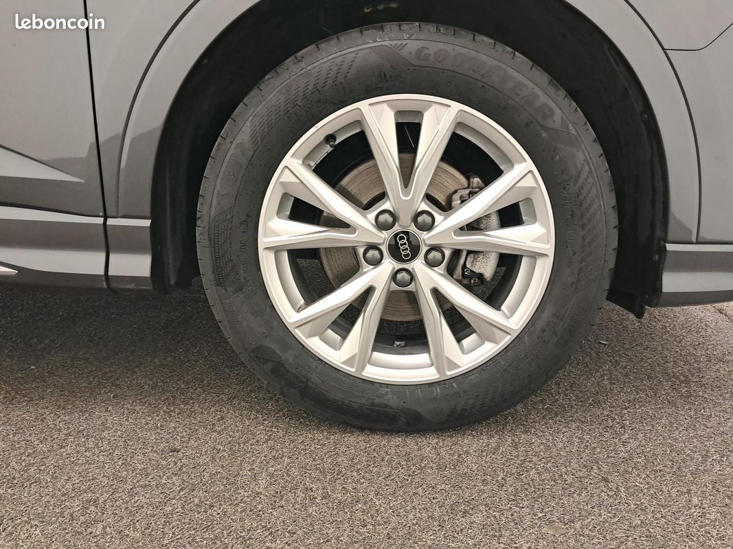 AUDI Q3 Sportback 35 TFSI 150 ch S tronic 7 S line (image 12)
