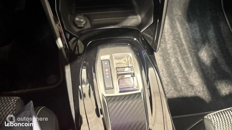 Peugeot 208 1.2 Hybrid 145ch GT e-DCS6 (image 27)