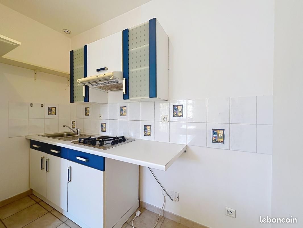Appartement 2 pièces 40 m² · à La Fare-les-Oliviers · 40 m² · 650 €/mois