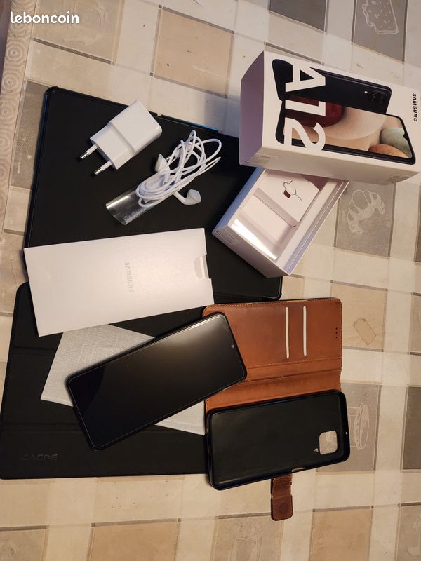 Samsung Galaxy A12 (image 3)