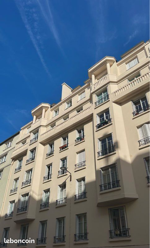 Appartement 1 pièce 9 m² · à Paris · 8,9 m² · 110 000 €