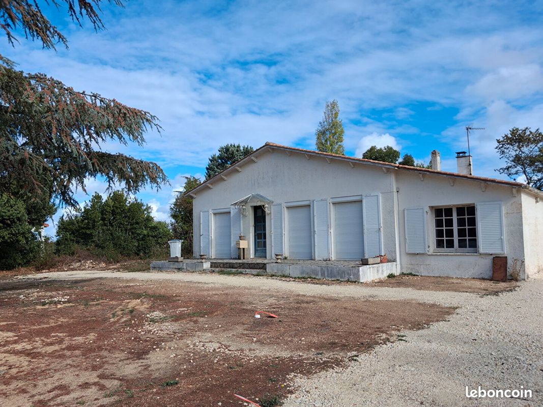 Maison 4 pièces 108 m² · à Échillais · 108 m² · 198 450 €