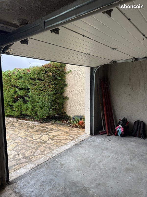Porte de garage motorisé (URGENT) (image 3)