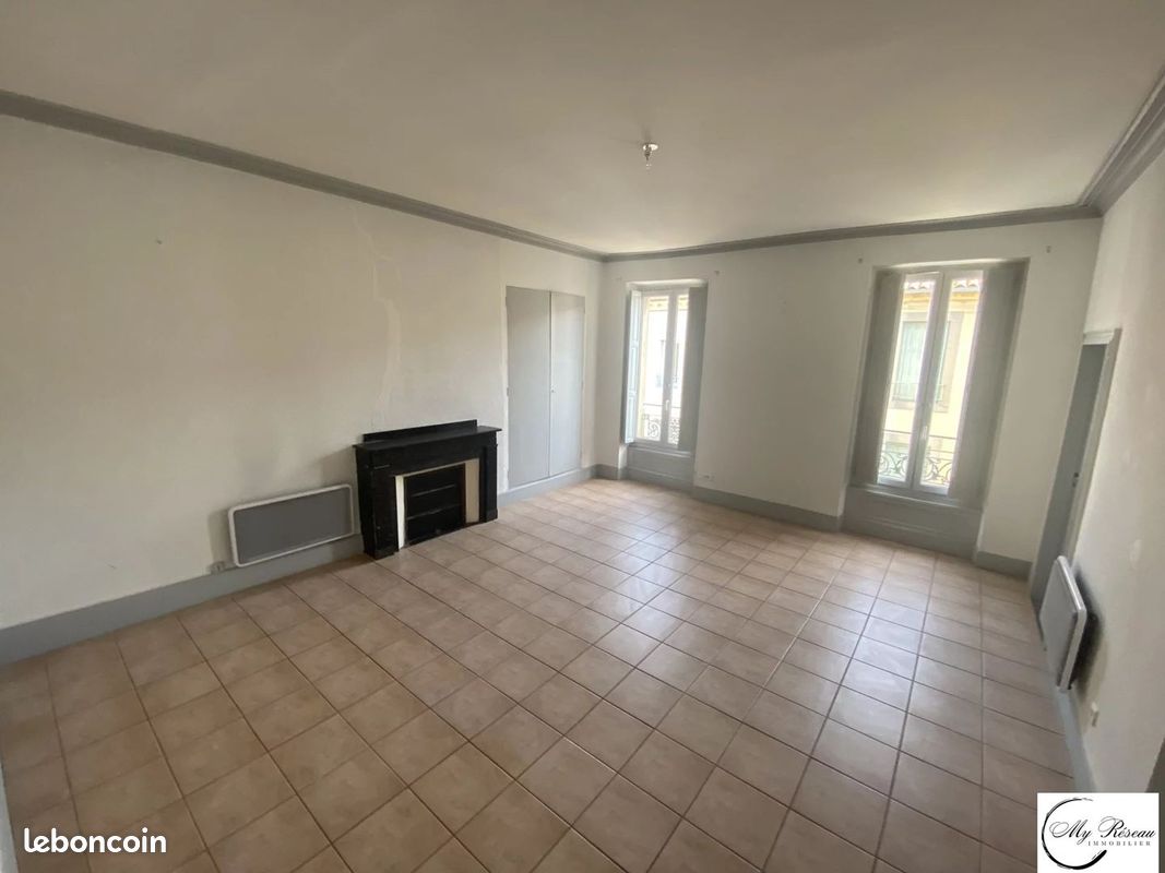 Appartement 3 pièces 90 m² · à Lézignan-Corbières · 90 m² · 650 €/mois