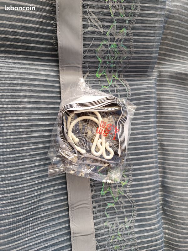 Moustiquaire pour fenêtres ou portes-fenêtres 160 cm - 220 cm (image 1)