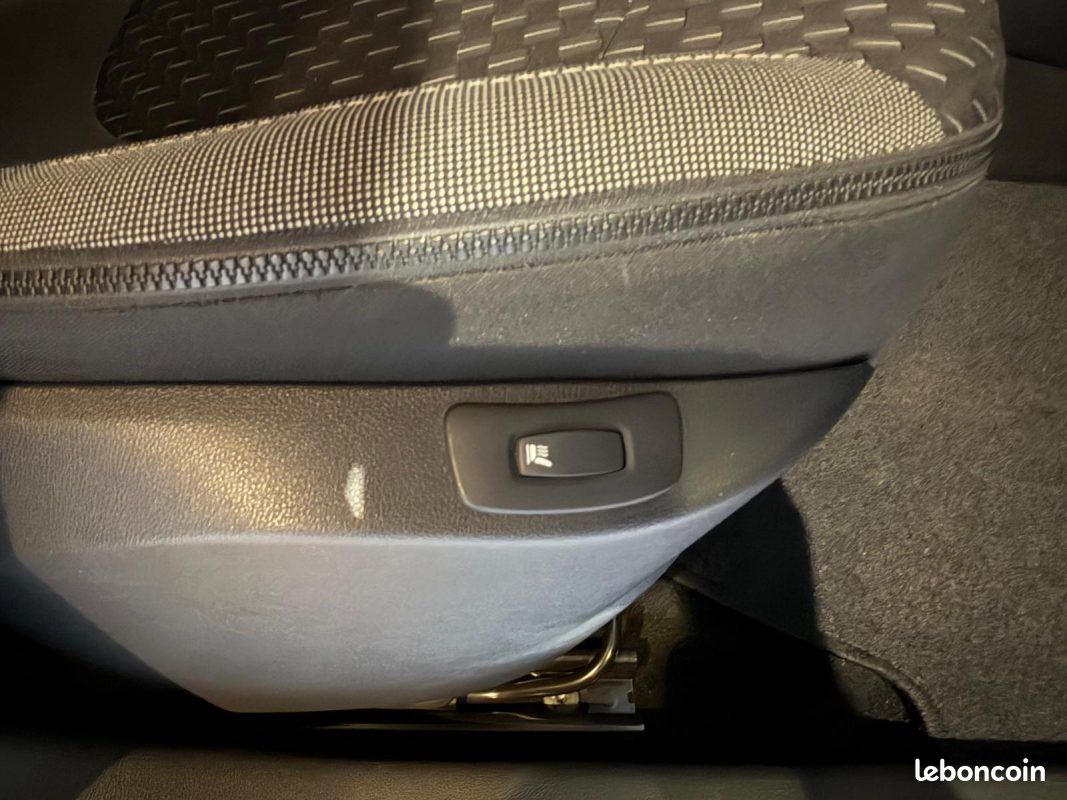 Renault captur 0.9 tce 90 intens / sieges chauffants (image 18)