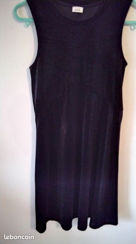Robe en velours noir taille 38 sans manche pimkie neuve jamais