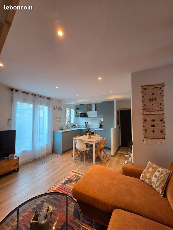 Charmant T2 terrasse, jacuzzi, parking (image 3)