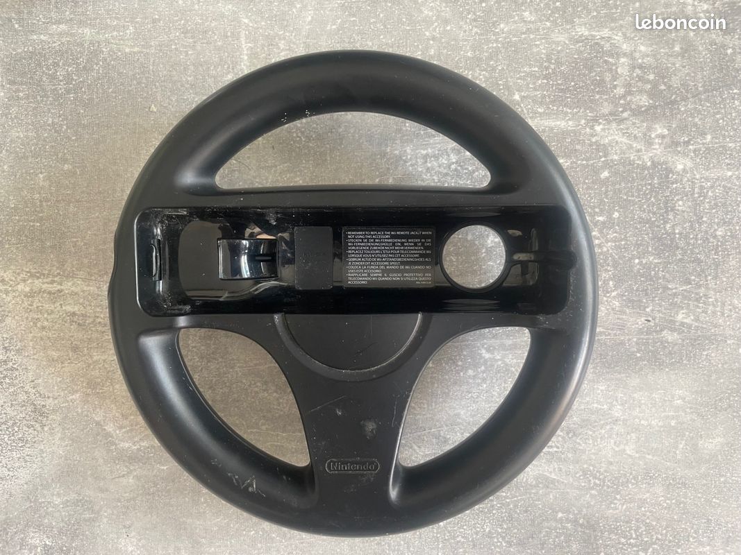 Volant Wii wheel Noir (vendu sans manette wii Volant Wii wheel Noir (vendu sans manette wii