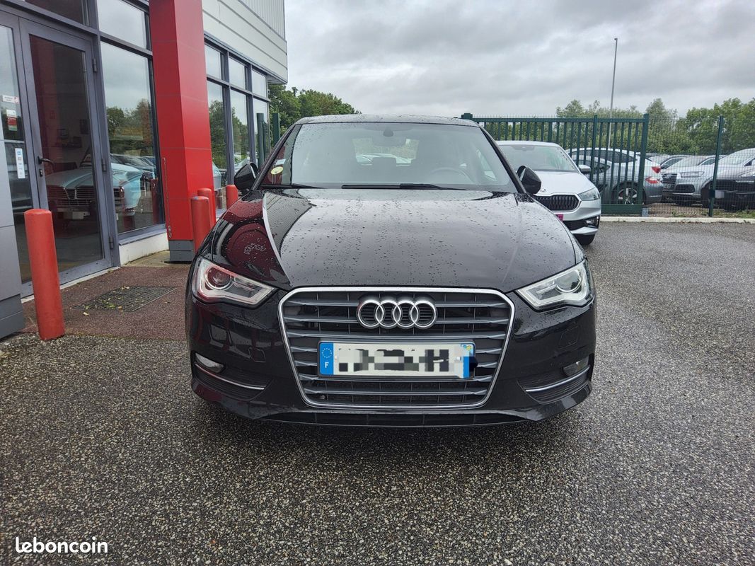 AUDI A3 A3 2.0 TDI 150 S tronic 6 S Line (image 3)