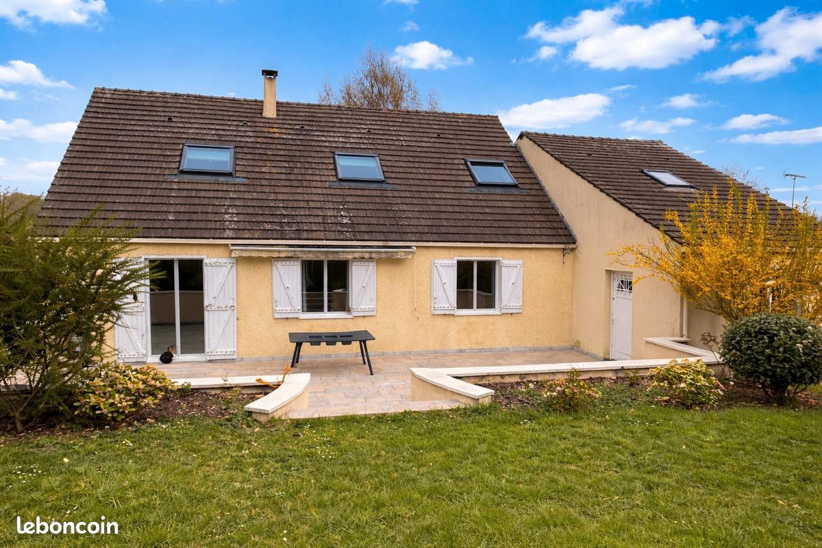 Maison 6 pièces 115 m² · à Sainte-Geneviève · 115 m² · 283 000 €