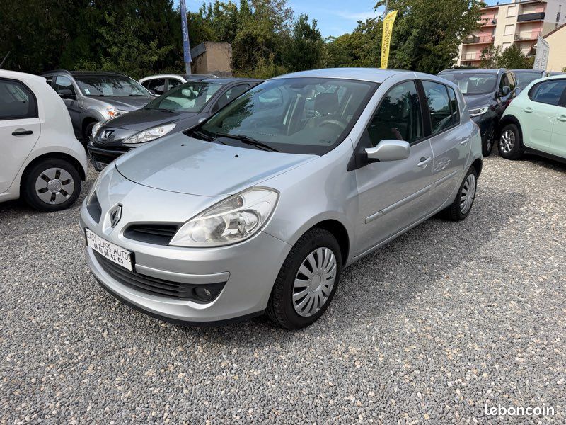 Renault CLIO III BOÎTE AUTO 64 490 KMS CLIM.A/REG/LIM/RADAR AR (image 1)