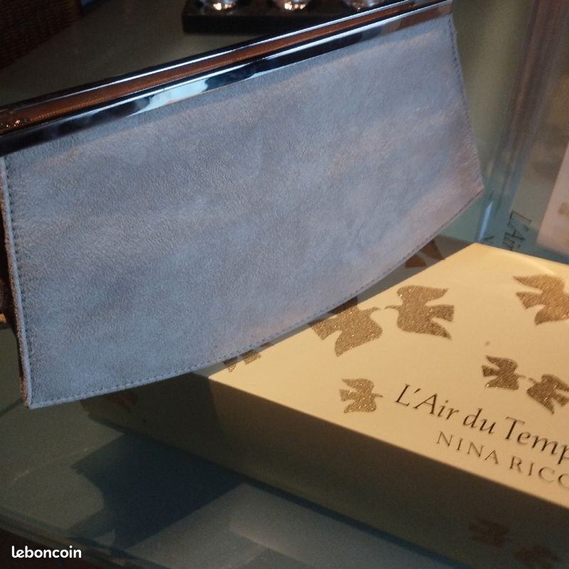 Sac pochette Nina Ricci l'air du temps neuve (image 4)