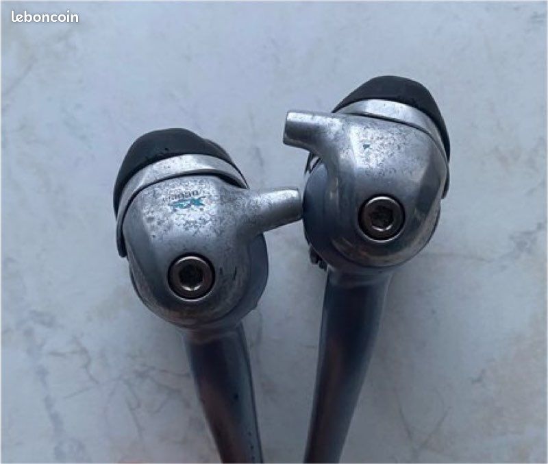 Lot De 3 Leviers Shimano RSX 7 Vitesses ST-A410, Pour Pièces, Non Fonctionnels