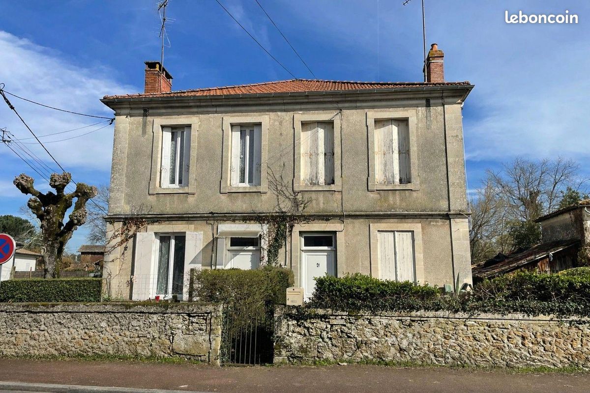 Maison 6 pièces 164 m² · à Saint-Symphorien · 164 m² · 139 100 €