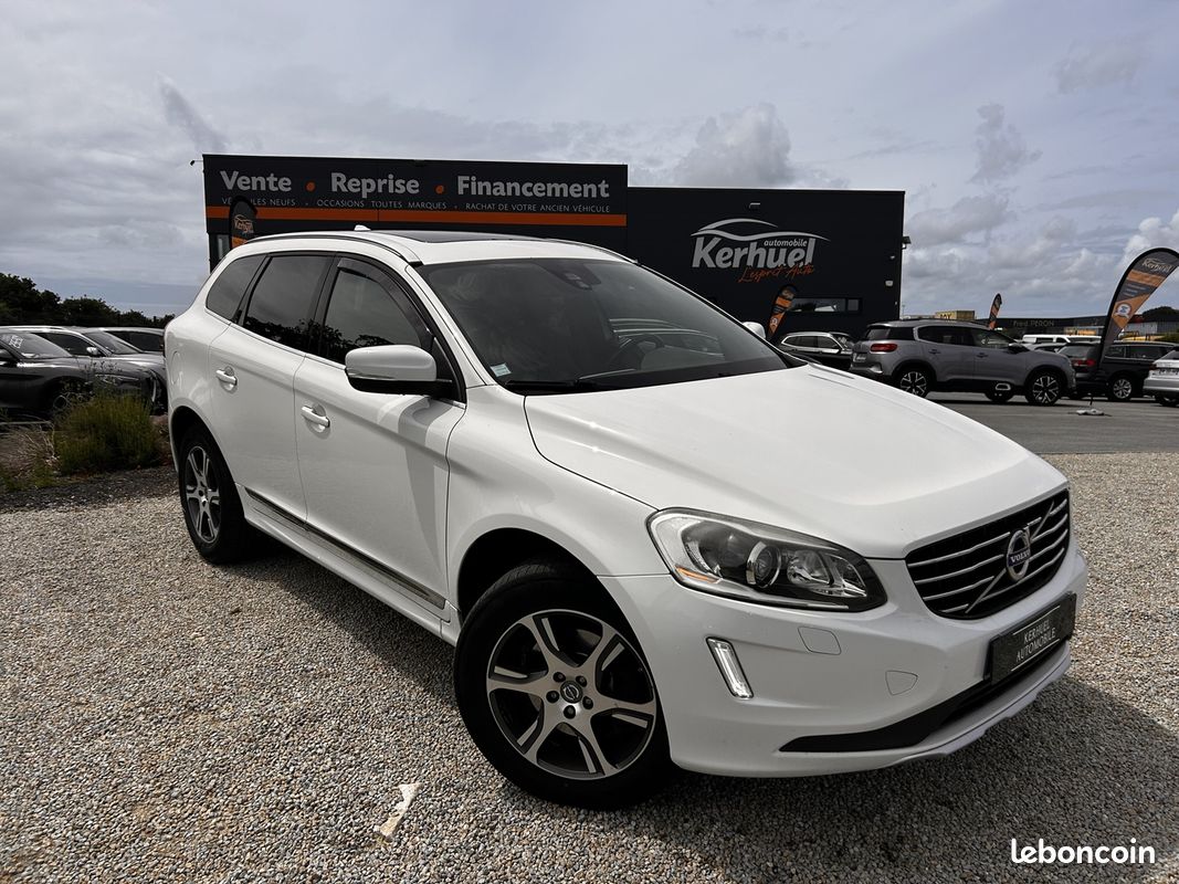 Volvo XC60 "À PROFESSIONNEL" D4 181CH SUMMUM GEARTRONIC (image 1)