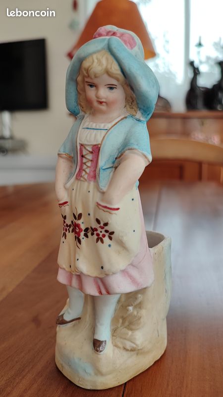 Biscuit (image 1)
