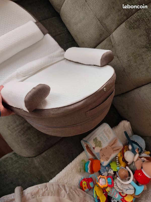 Coussin incliné bébé (image 3)
