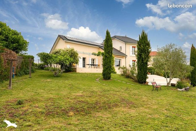 Maison 5 pièces 150 m²