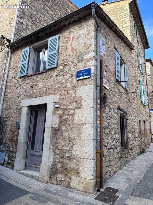 Appartement 2 pièces 28 m² · à Valbonne · 28 m² · 900 €/mois