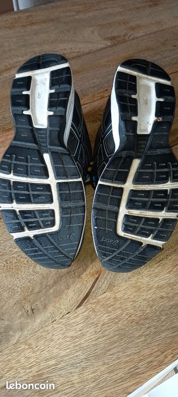 URGENT Baskets asics gel galaxy comme neuves (image 4)
