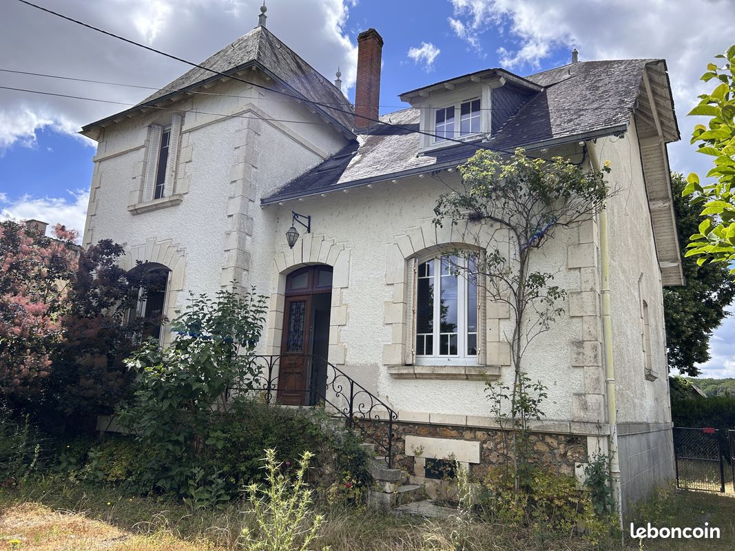 Maison 6 pièces 120 m² · à Saint-Gaultier · 120 m² · 650 €/mois
