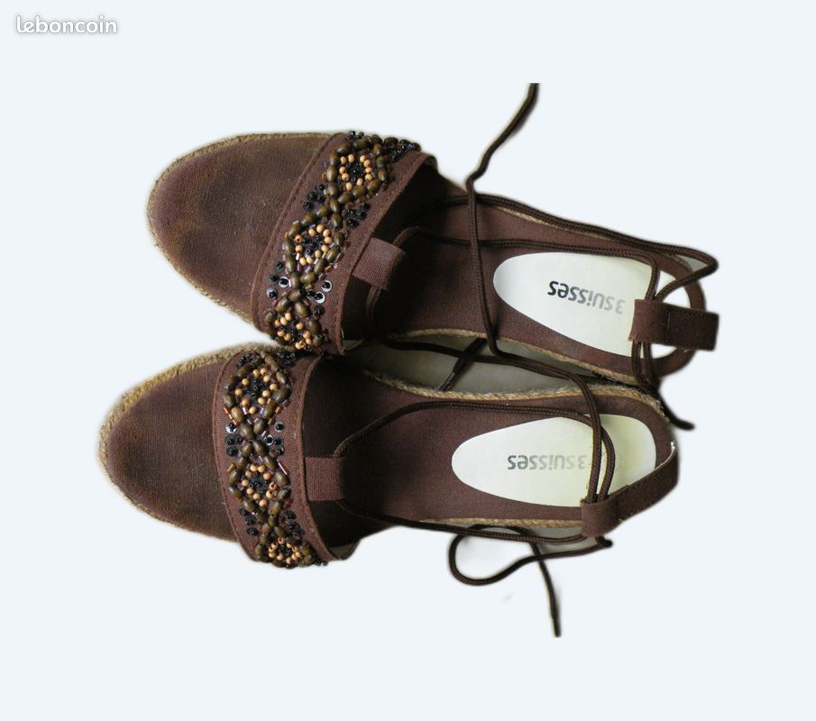 Sandales en tissu décors perles t38 Chaussures