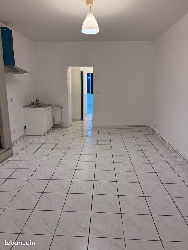 Appartement 2 pièces 38 m² · à Saint-Étienne · 38 m² · 400 €/mois