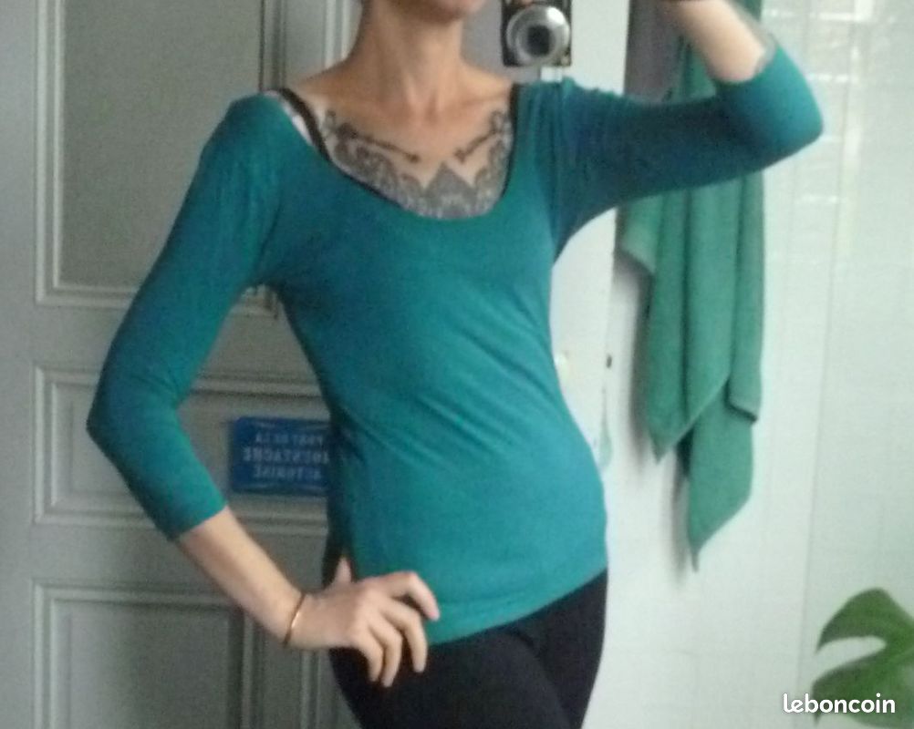 Top Vert Jennyfer Taille 38 - Occasion Très Bon état