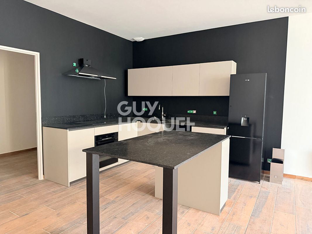 Appartement 4 pièces 140 m² · à Byans-sur-Doubs · 140 m² · 1 160 €