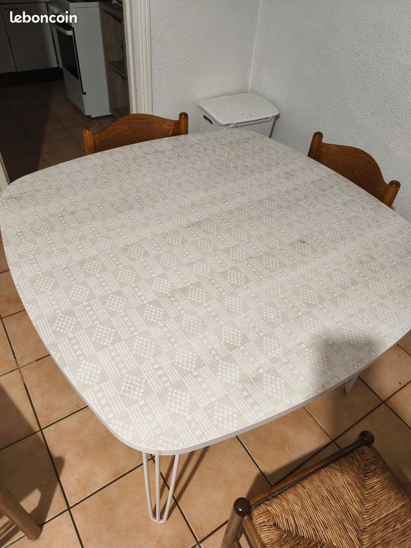 Table bois (image 2)