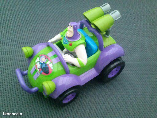 Toy Story...en voiture BUZZ L'ECLAIR... (image 2)