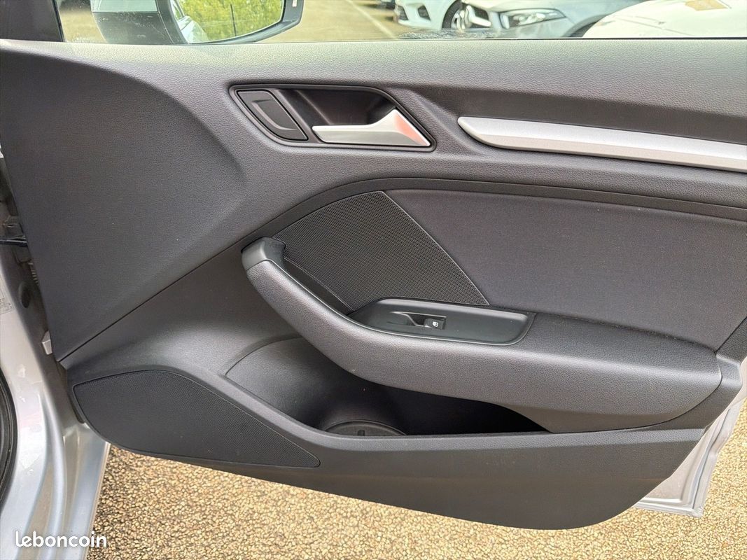 AUDI A3 Sportback 30 TDI 116 Design (image 29)