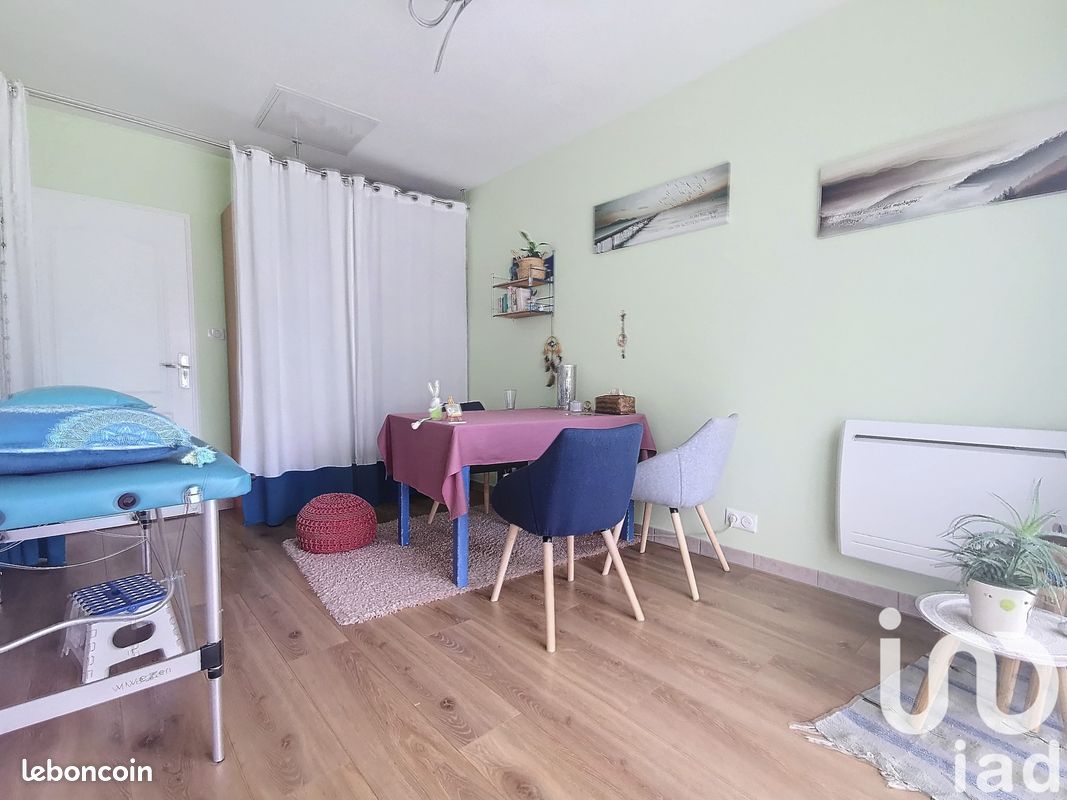 Maison 5 pièces 110 m² - La Rochefoucauld-en-Angoumois 16110 (image principale 13)