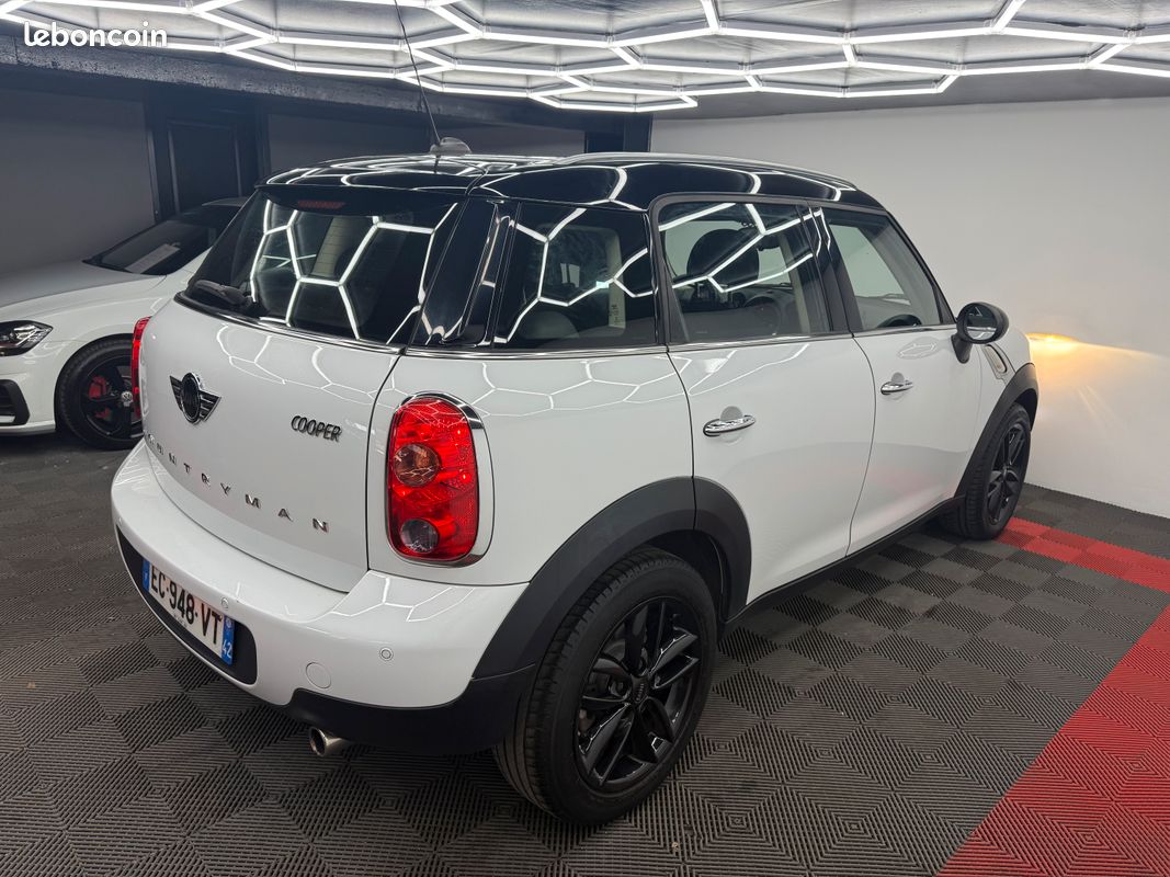 MINI Countryman LCI Phase II 1.6i 16V 122 CV / Kit Chaîne de Distribution NEUF / Xénons / GPS / Clim Auto / Livraison à domicile possible dans TOUTE la FRANCE (image 5)