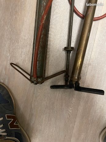 Lampe de Bureau à Col de Cygne Art Déco en Laiton, 1920s en vente sur