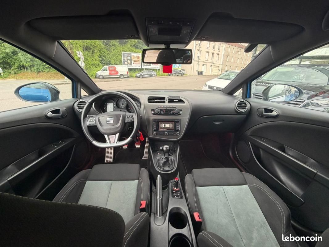 Seat Leon 2.0 TSI 265 Cupra-R (image 13)