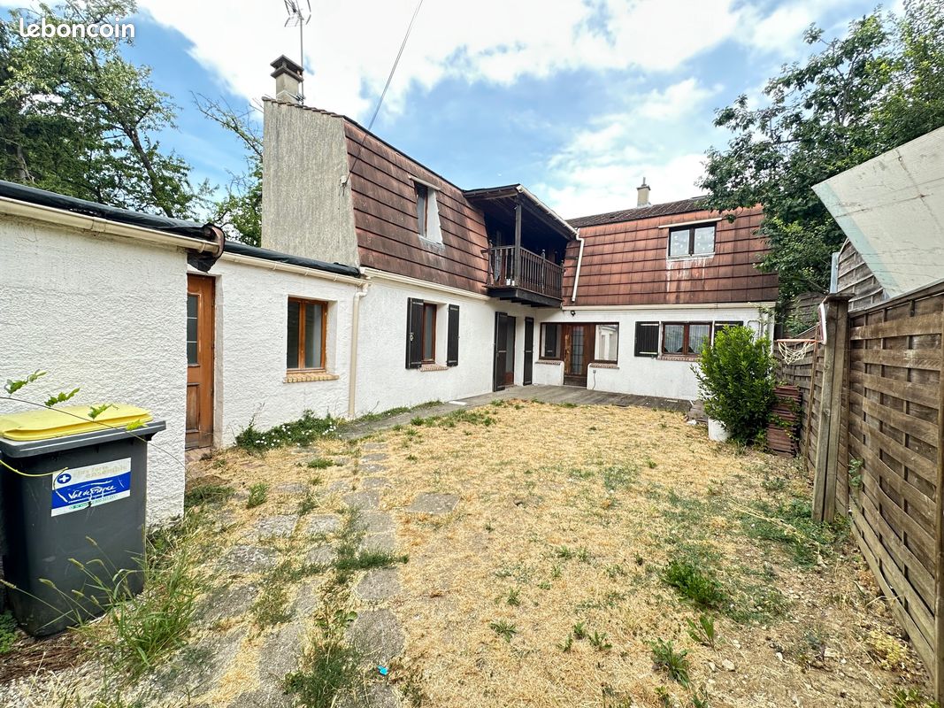 Maison 4 pièces 105 m² · à Garges-lès-Gonesse · 105 m² · 293 000 €