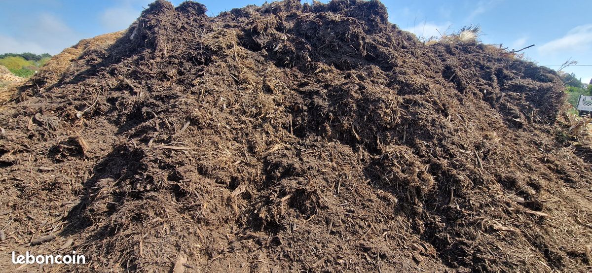 Broyat / BRF / compost (image 1)