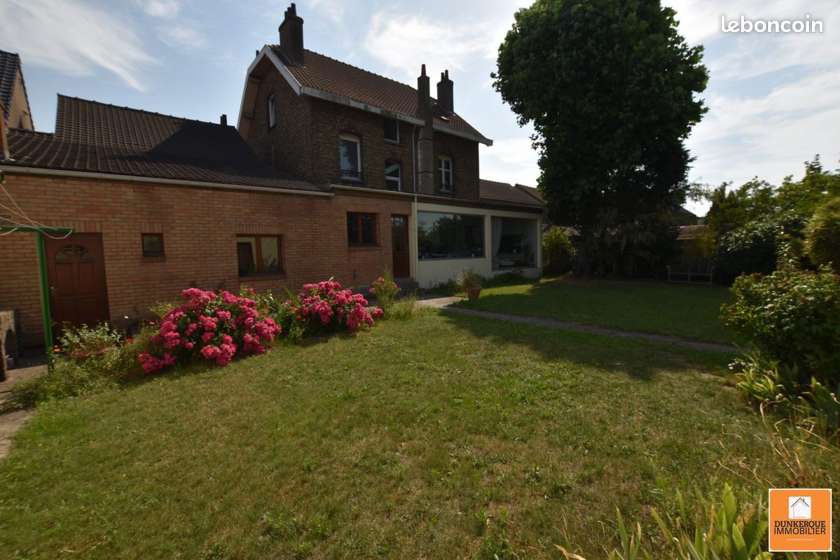 Maison 10 pièces 350 m² · à Dunkerque · 350 m² · 499 200 €