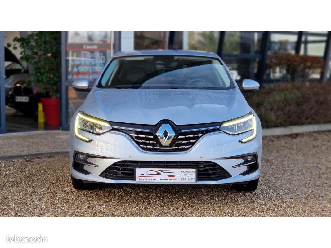 RENAULT MEGANE Mégane 1.5 Blue dCi - 115 2023 IV BERLINE Evolution PHASE 2 (image 8)